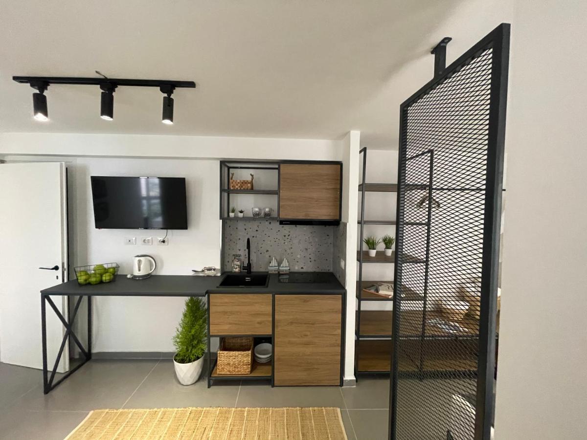 Vela Apartament 2 Саранде Екстериор снимка