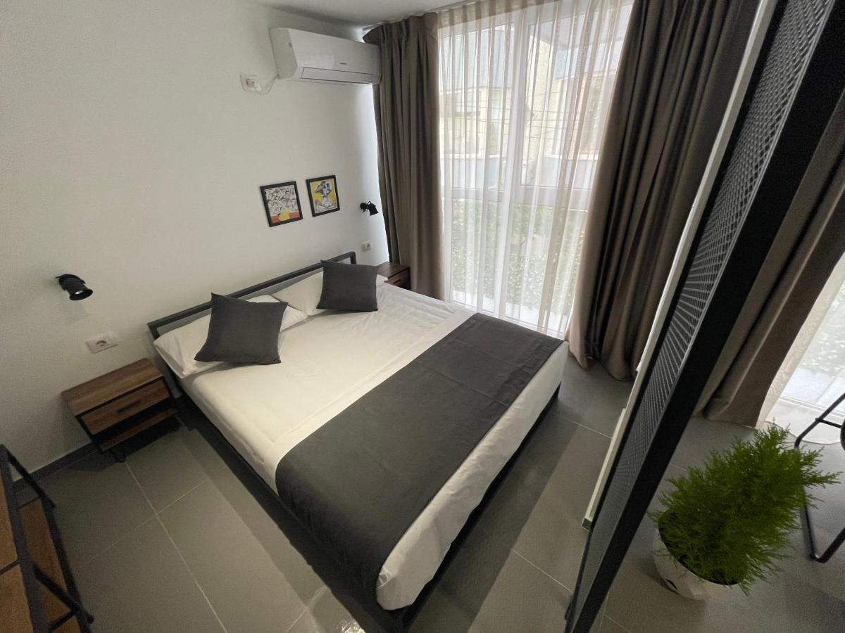 Vela Apartament 2 Саранде Екстериор снимка