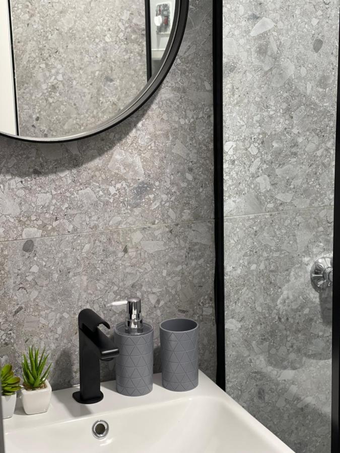 Vela Apartament 2 Саранде Екстериор снимка